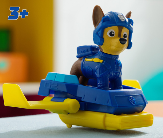 Psi Patrol Chase figurka z deską hoverboard 6,5 cm